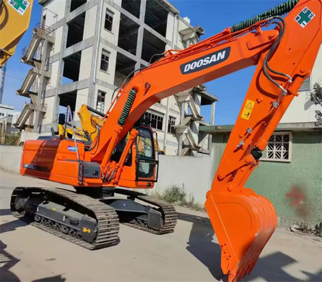 Oranje Gebrauchtradbagger DX225LC Doosan Backhoe Gebrauchtbagger