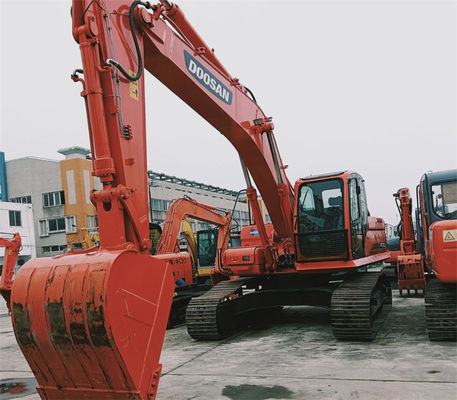 30 Tonnen Gebrauchtbagger Doosan DX300LC in gutem Zustand