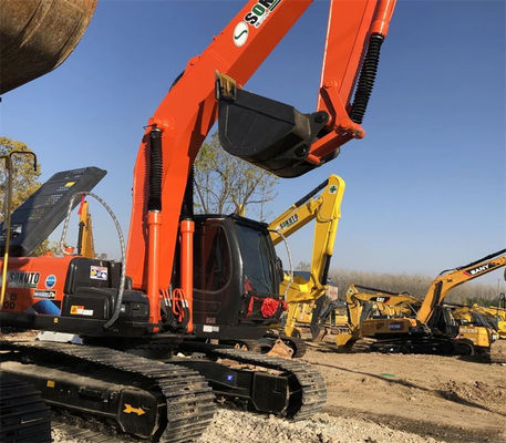 In gutem Zustand Gebraucht 19400KG Orange Hitachi Bagger Zx200 mit ISUZU AA-6BGIT Motor